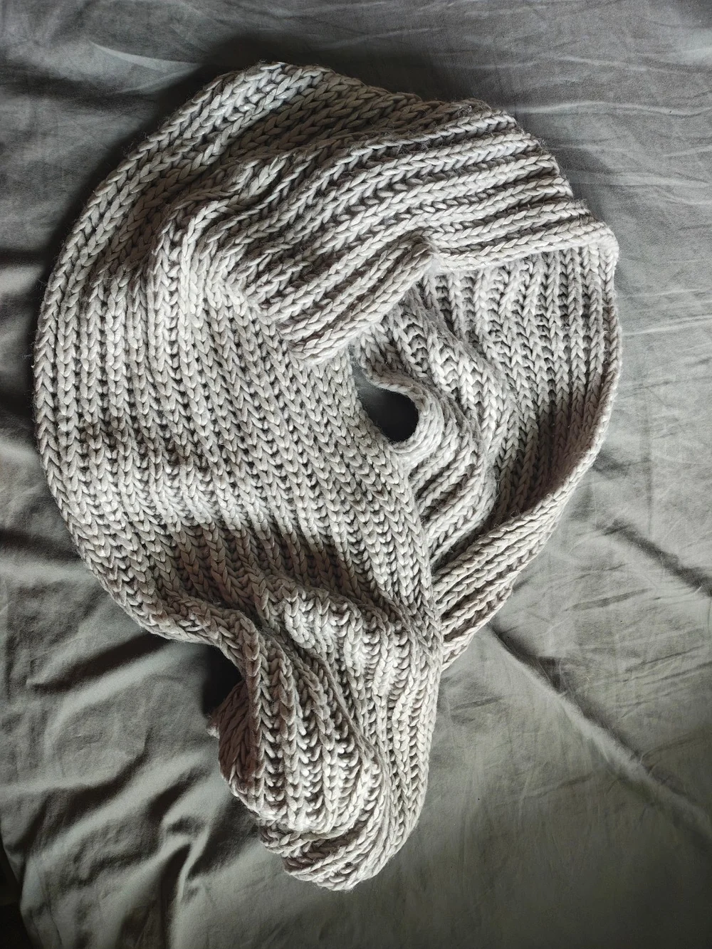 Chunky Knit Infinity Scarf in Light Gray